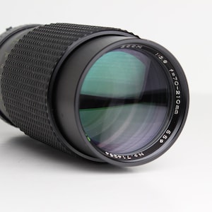 Sakar MC Auto Zoom/Macro F/3.9 70-210mm Lens for NIKON - Nikon AI-S F Mount