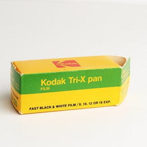 KODAK Tri-X pan 400 Black-and-White Negative 120 FILM - TX 120 - expired 1987