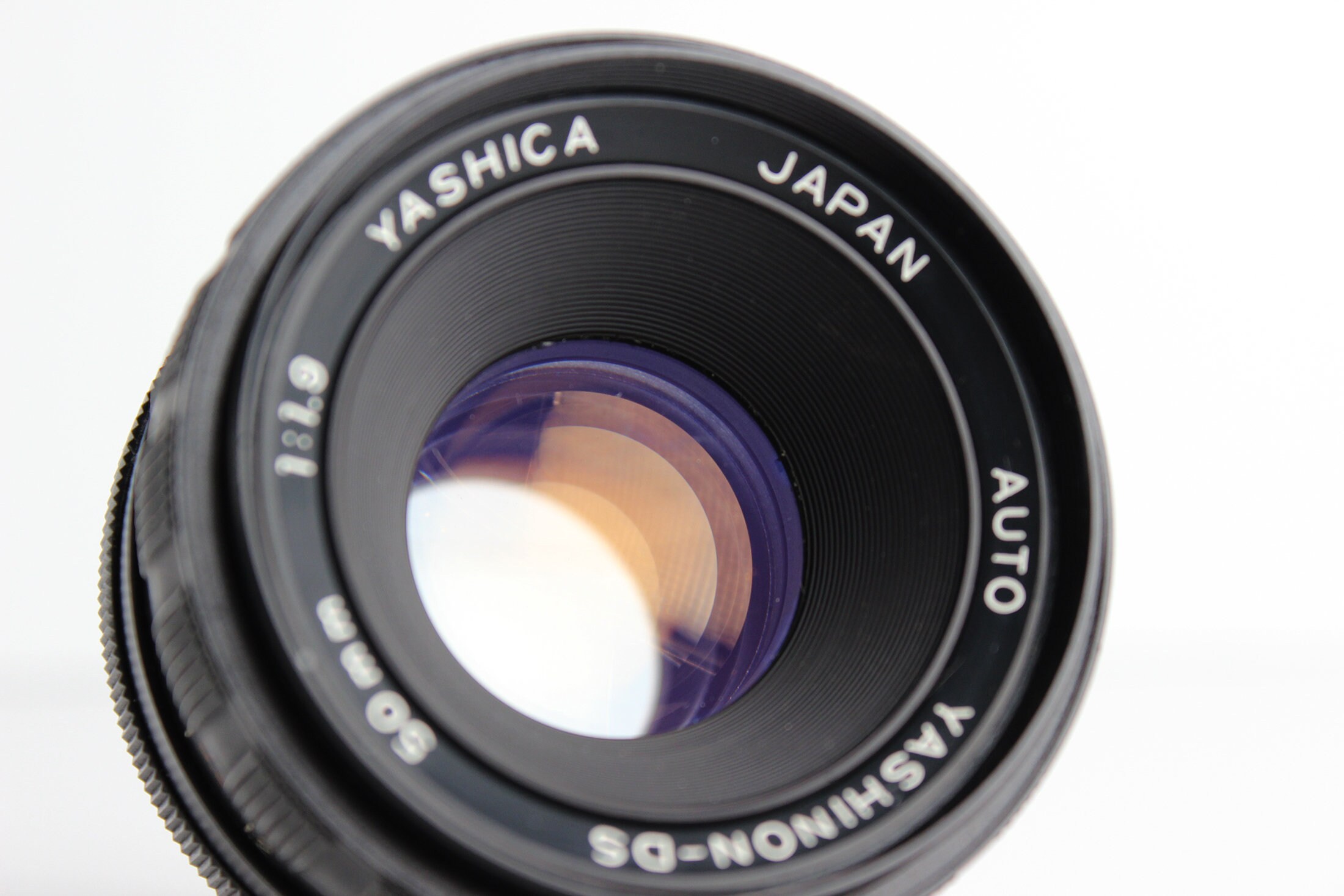 YASHICA Yashinon-ds Auto 50mm F1.9 - M42 Screw Mount Prime