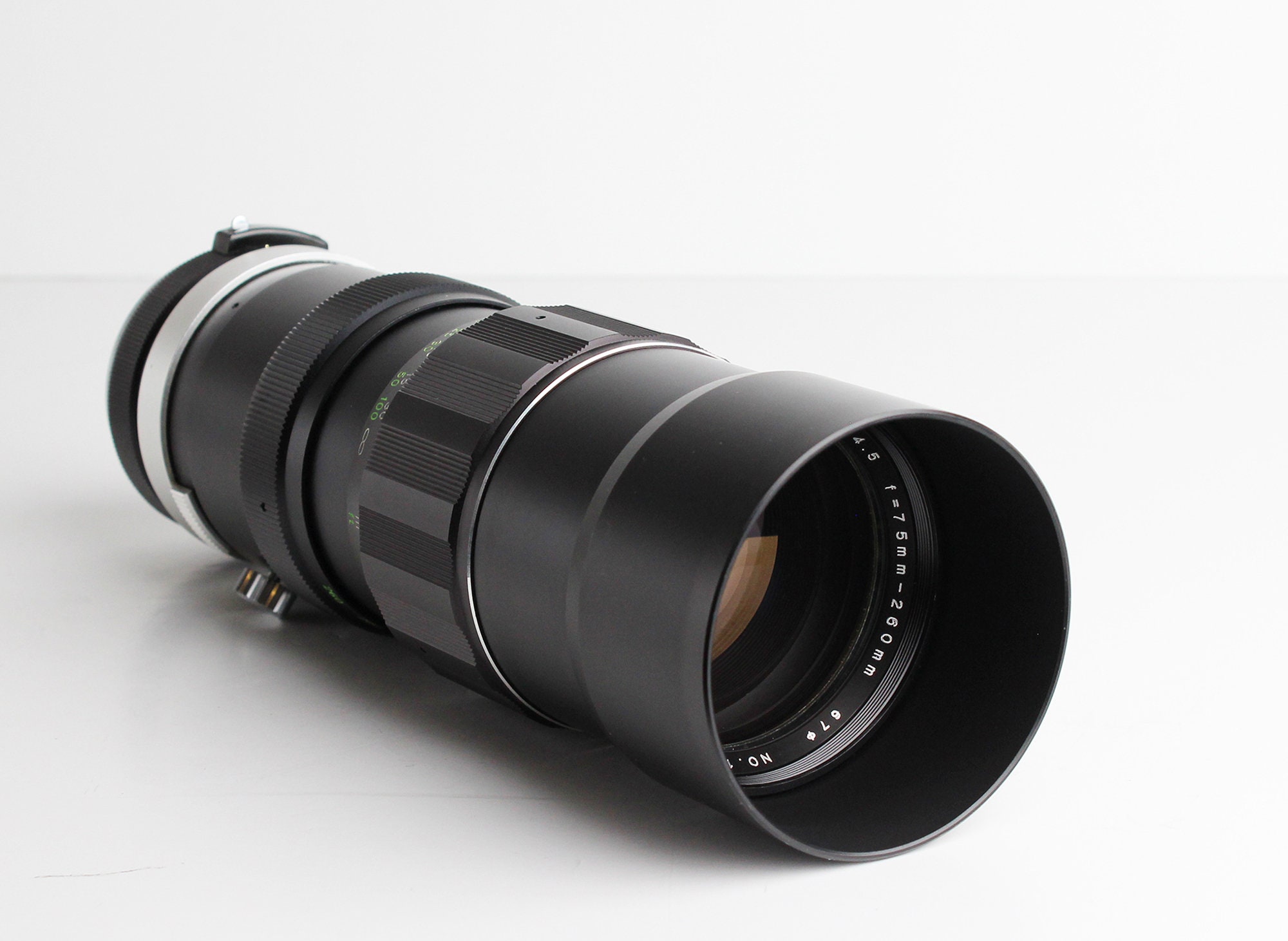 Zoom Soligor 75-260 mm F4,5 avec sa boite - FR