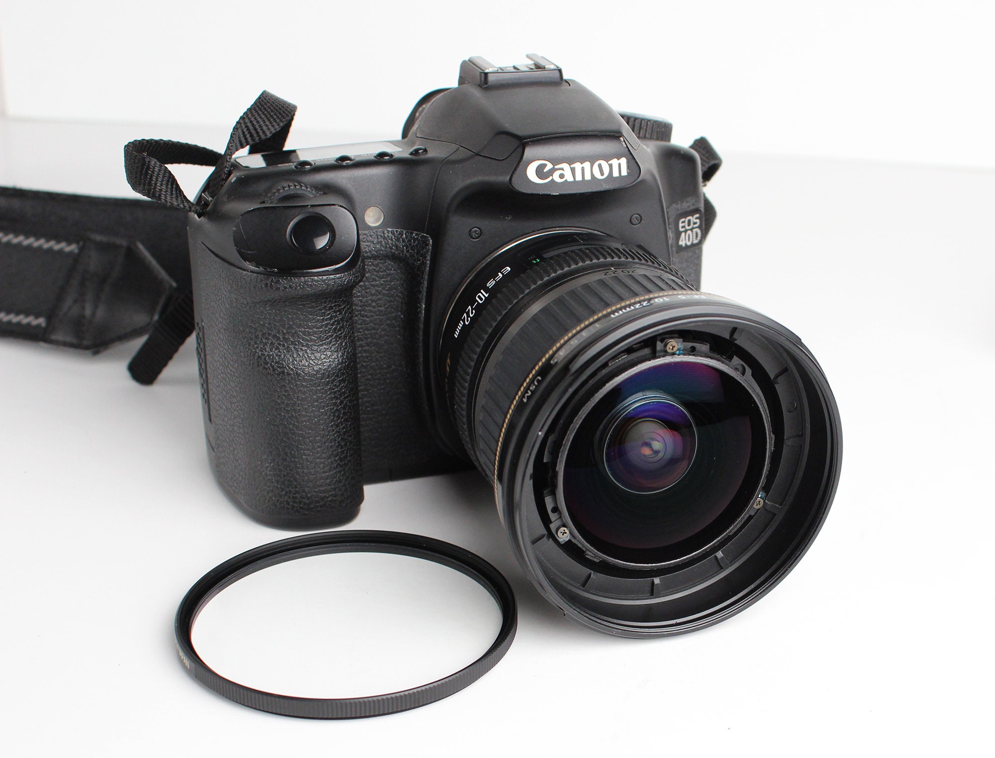Canon Eos 40D 10.1MP Digitalslr Camera With Canon EF-S 10-22mm F 
