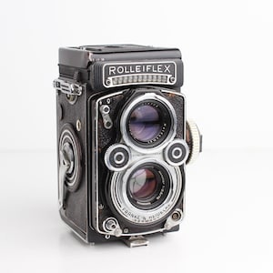 ROLLEIFLEX 3.5F Type 1 with 75mm f/3.5 XENOTAR Lens 6x6 TLR Medium Format Film Camera Needs Repair image 3