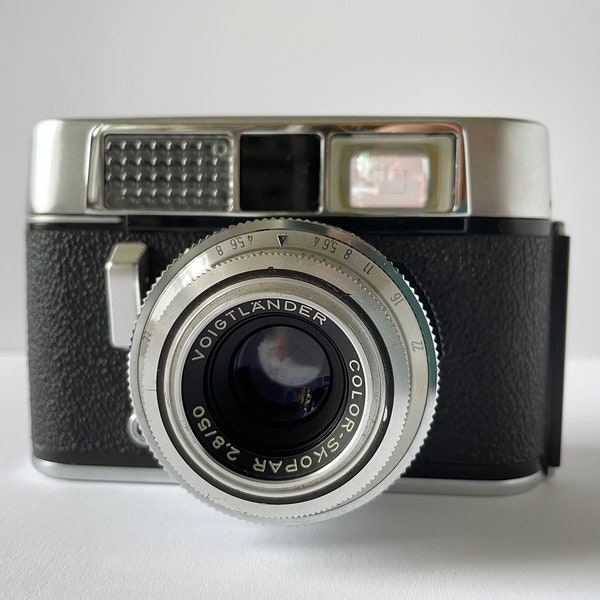 VOIGTLANDER Vito CL 35mm Rangefinder Film Camera with Color Skopar f/2.8 50mm Lens - Works Great