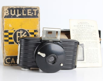 Cine Kodak Model B 16mm Movie Camera - 1920s - Cine Retro Camera