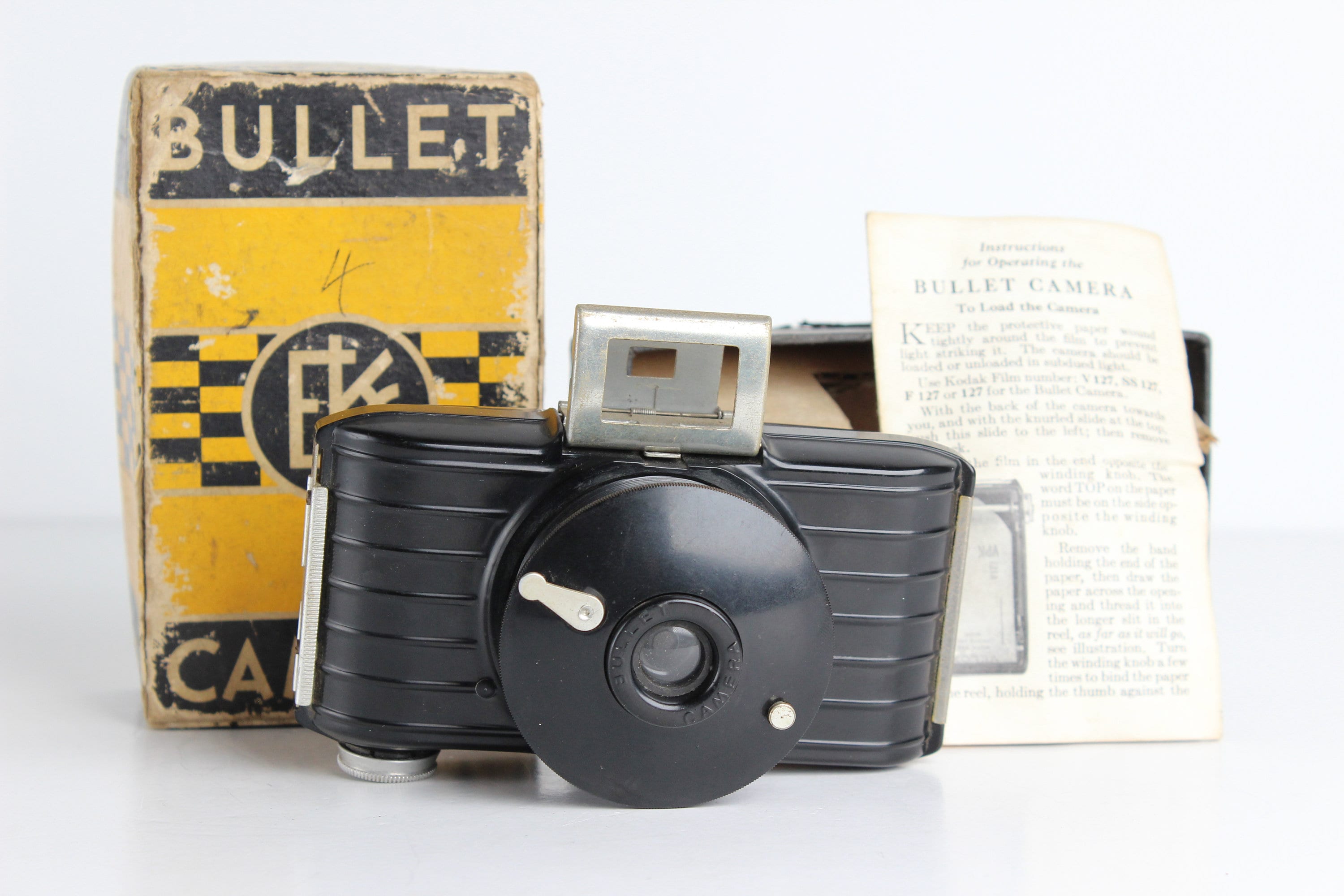 Vintage Eastman Kodak Bullet Bakelite Camera No. 139 With Original