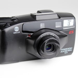 MINOLTA FREEDOM Zoom 90C QD  Point-andShoot 35mm Film Camera - Works - Battery Included.