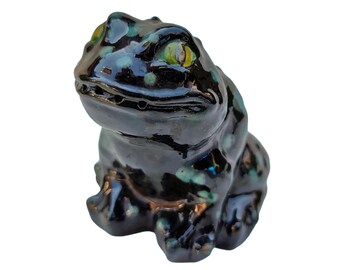 Vintage Ceramic Frog / Toad Salt or Pepper Shaker / Dispenser - Vintage Frog Collectable