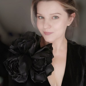 Large black flower, large flower, black rose, large brooch, large black flower, pin flower