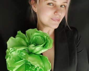 Vibrant Lime Green Taffeta Peony Rose, 8 or 10 inch Statement Flower Brooch, Bright Green Textile Bloom for Gala, Bold Couture Corsage