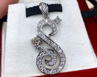 1.12TCW Diamant Natuurlijk 18K massief witgouden hanger ketting huwelijkscadeau stijl merk scroll uniseks