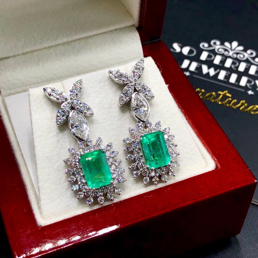 Colombian 6.19TCW Green Emeralds & Diamond in 18K Solid WHITE - Etsy