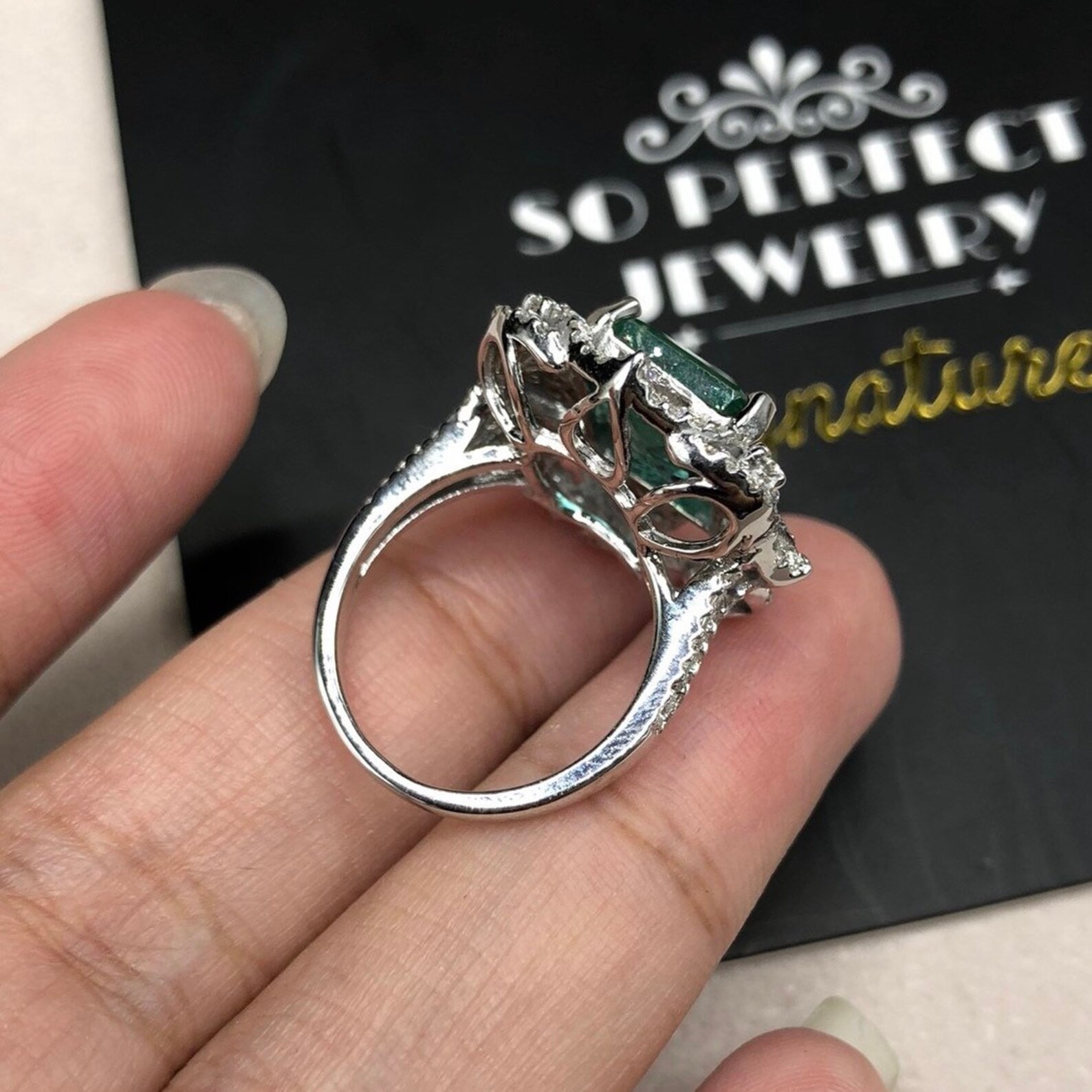 NATURAL 5.05TCW Emerald & VS Diamonds in 18k solid white gold | Etsy