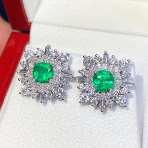GORGEOUS! 4.46TCW Colombian Emerald Diamond 18K solid WHITE gold handmade earrings estate vintage cushion green studs double halo neon gift