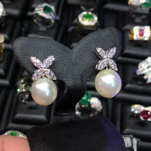 TIMELESS South Sea 12mm Pearls 0.50 carats Diamonds 18K Solid white Gold Earrings handmade black white grey  wedding estate natural genuine