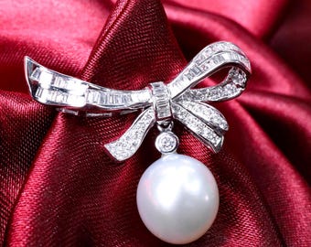 SOUTH SEA Pearl Art Deco Unisex Diamonds 18K Solid white Gold 1920's vintage bow pendant brooch pendant pin estate VS genuine natural ribbon