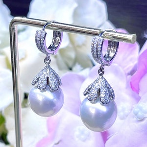 WOW! 13 mm LUSTROUS WHITE South Sea Pearls Diamonds 18K Solid White Gold Earrings handmade bridal dangle drop party cocktail wedding bride