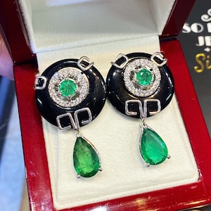 GORGEOUS! 6.78TCW Emerald VS Diamond 18K solid white gold earrings onyx natural chandelier zambian Colombian halo pear round black dangling