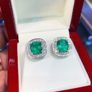 VIVID 5.49TCW Emerald VS Diamonds in 18K Solid White Gold Earrings ...