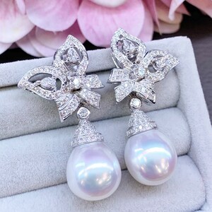 GORGEOUS! White South Sea Pearls VVS Diamonds In 18K Solid White Gold Earrings handmade dangle drop modern authentic natural golden fancy