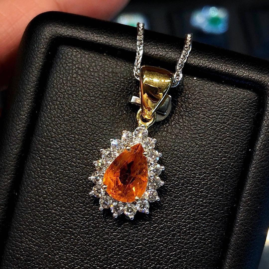 VIVID 3.49TCW ORANGE Sapphire Diamond 18K Solid Yellow Gold VIVID 3.49TCW ORANGE Sapphire Diamond 18K Solid Yellow Gold