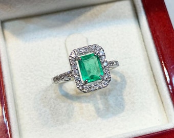 COLOMBIAN 1.15TCW Emerald & VS Diamonds in 18k solid white gold ring engagement wedding zambian halo modern natural art deco single shrank