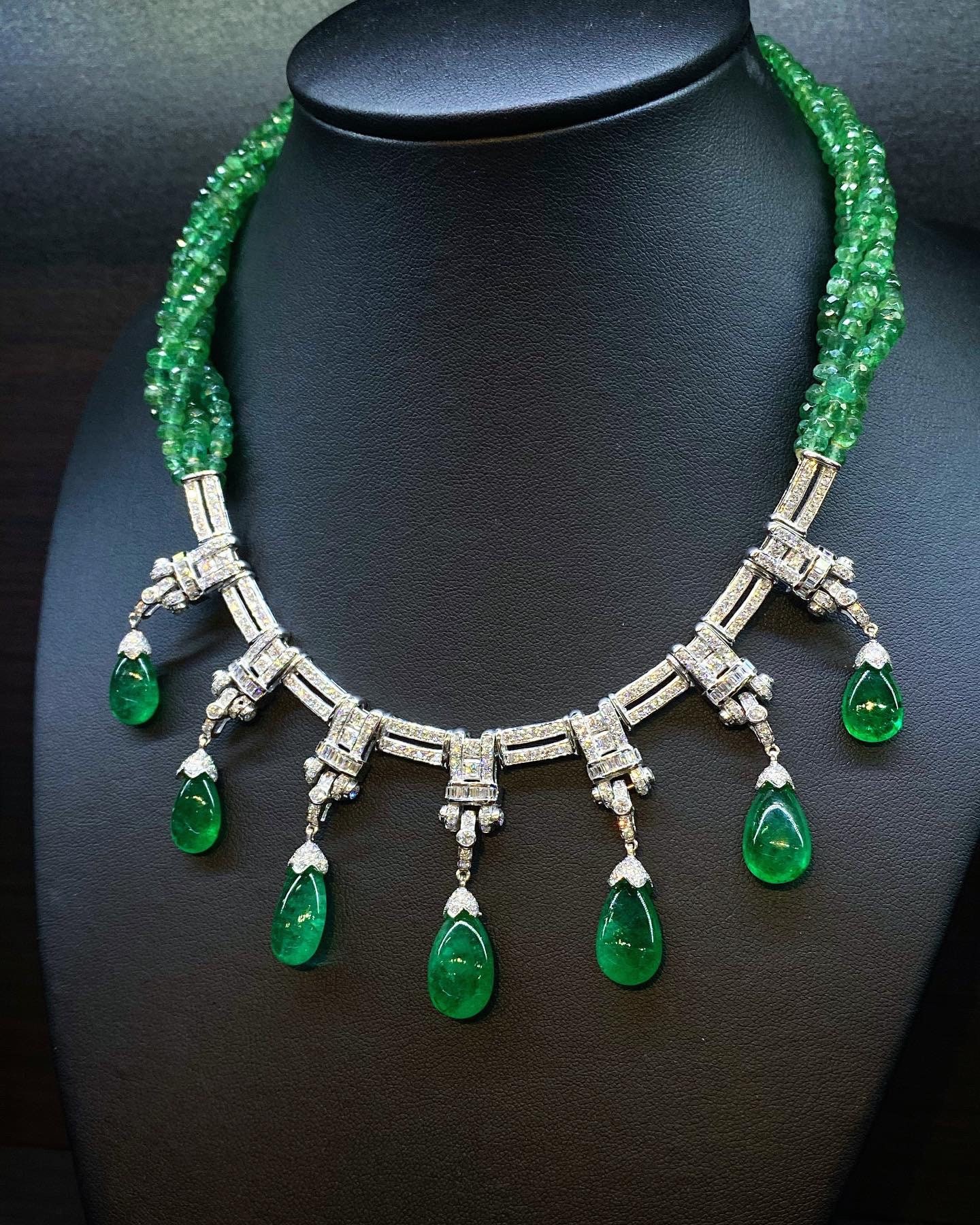 Art deco emerald necklace deals