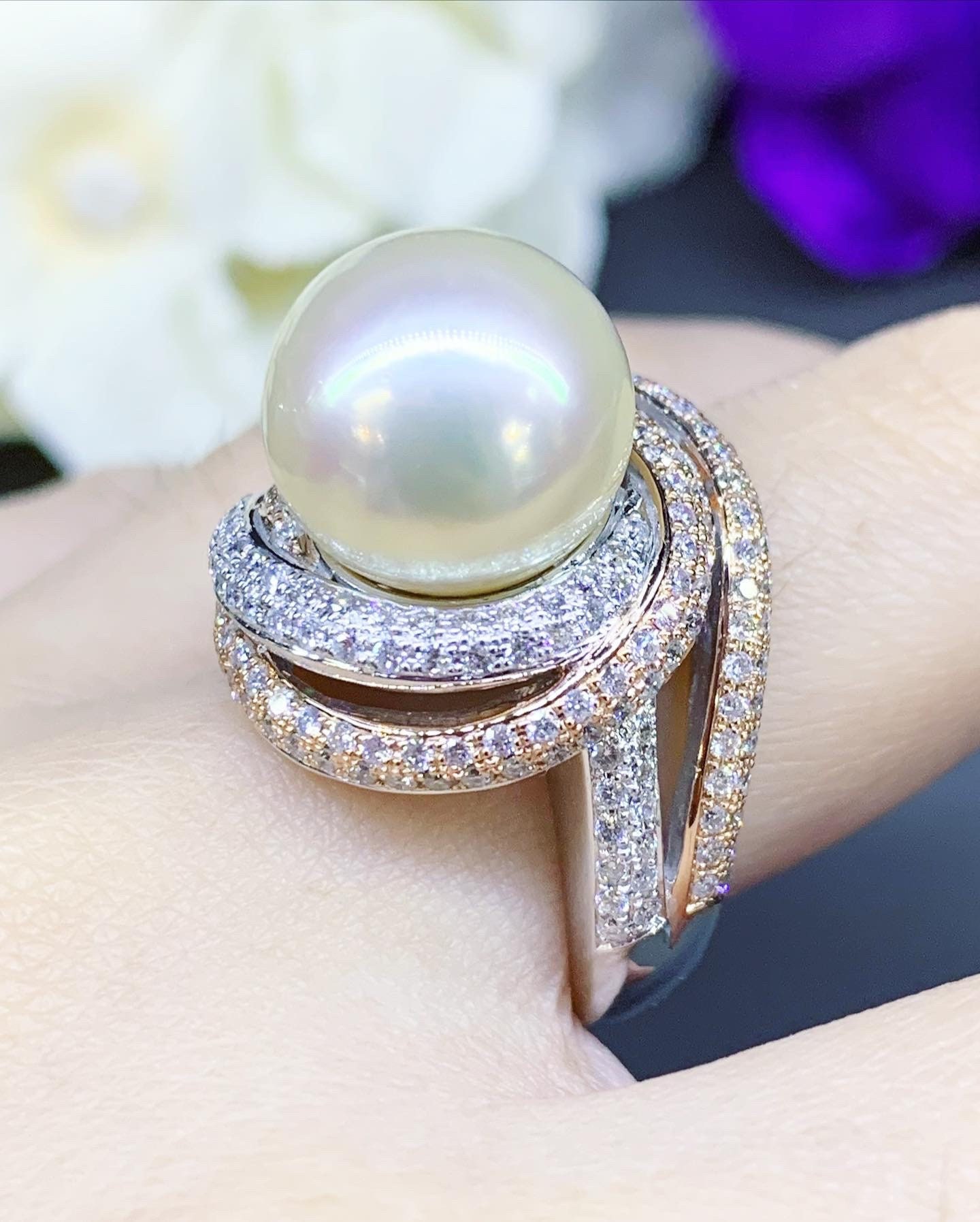 WOW! 14 Mm SOUTH SEA Pearl & 1.68 Ct Diamonds in 18K Handmade