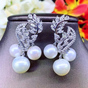 CHANDELIER! White South Sea Pearls VVS Diamonds In 18K Solid White Gold Earrings handmade dangle drop modern authentic natural golden fancy