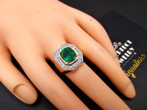 Emerald Resin & Crystal Ring