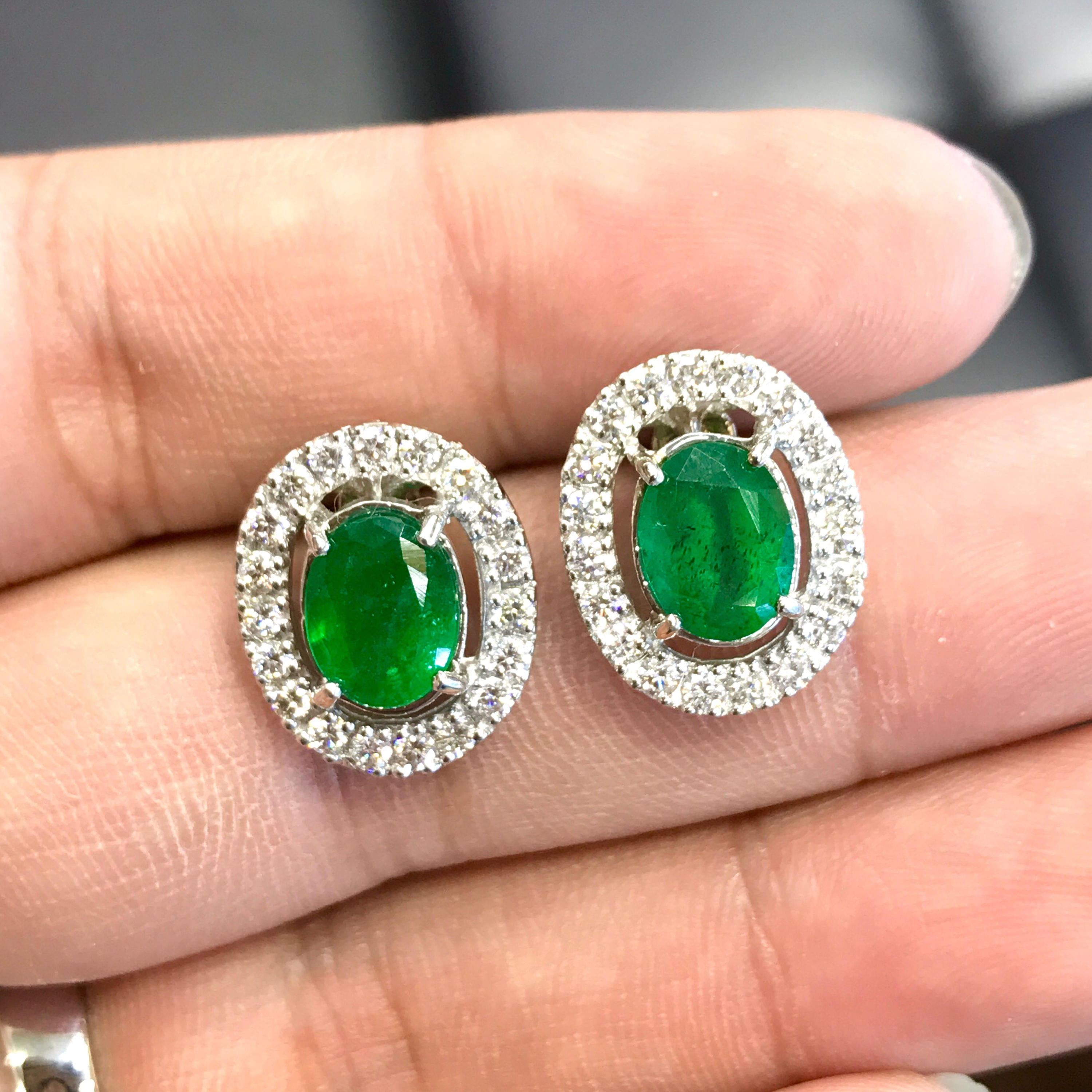 VIVID 4.82TCW Emerald & VS Diamonds in 18K solid white gold | Etsy