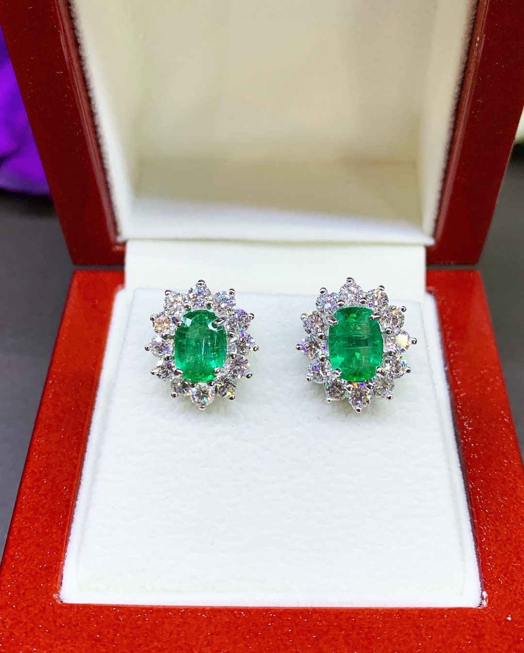 VIVID 3.67TCW Emerald VS Diamonds in 18K Solid White Gold - Etsy