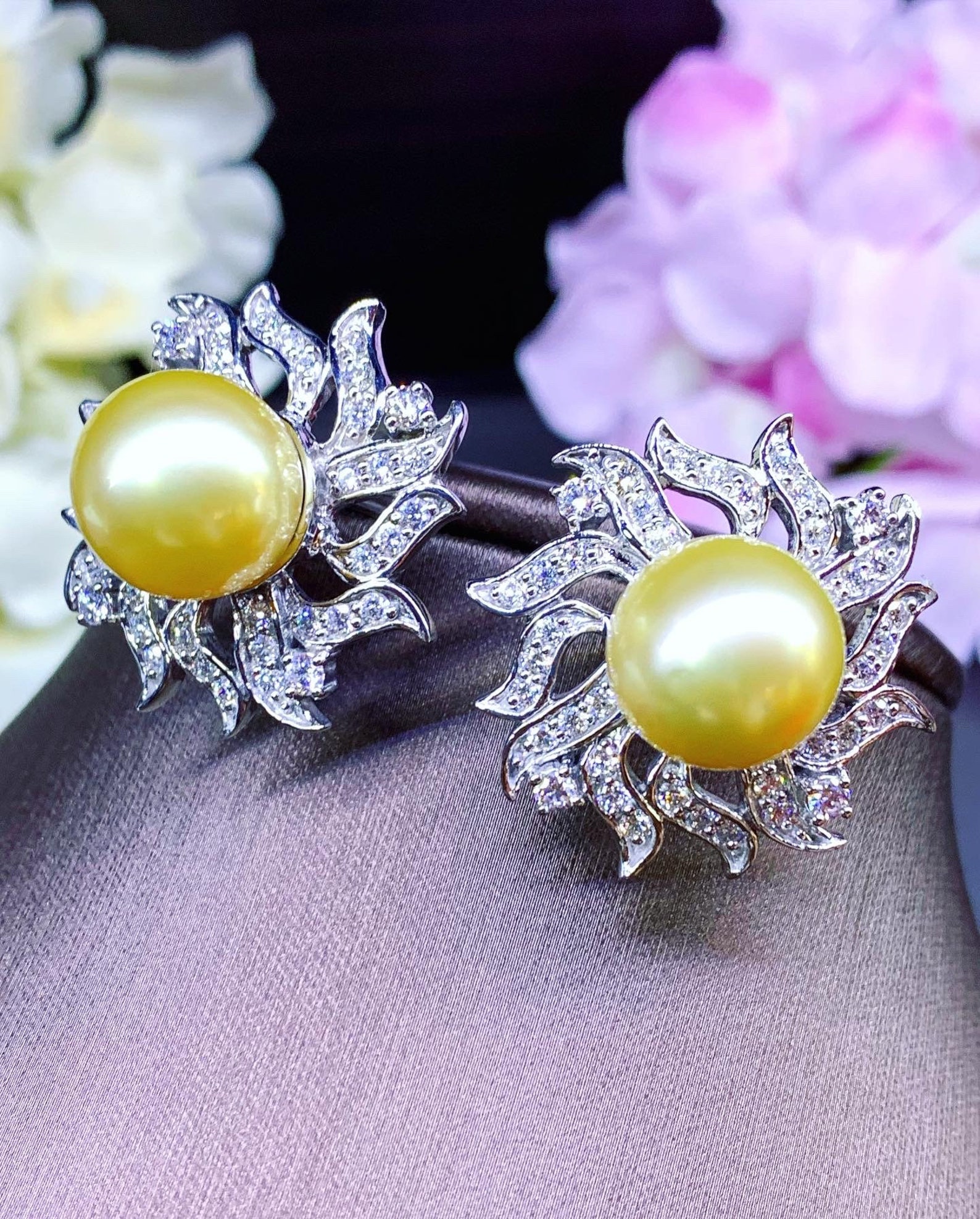 HUGE Golden South Sea Pearls VS Diamonds in 18K Solid White Etsy