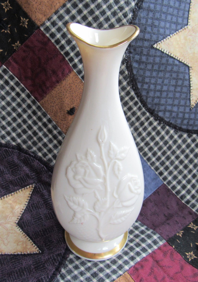 Lenox China Vase 24K Gold Accents Sharon Bud Vase Made in USA We also have Corn Bags Baby Quilts Dog Toys Tea Cups Glass Vintage lenox china vase 24k gold accents sharon ref= 5