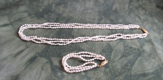 Vintage Freshwater Pearl Necklace and Bracelet Set