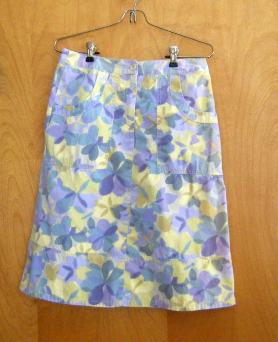 J Jill Cotton Floral Skirt, Size 6! We also have