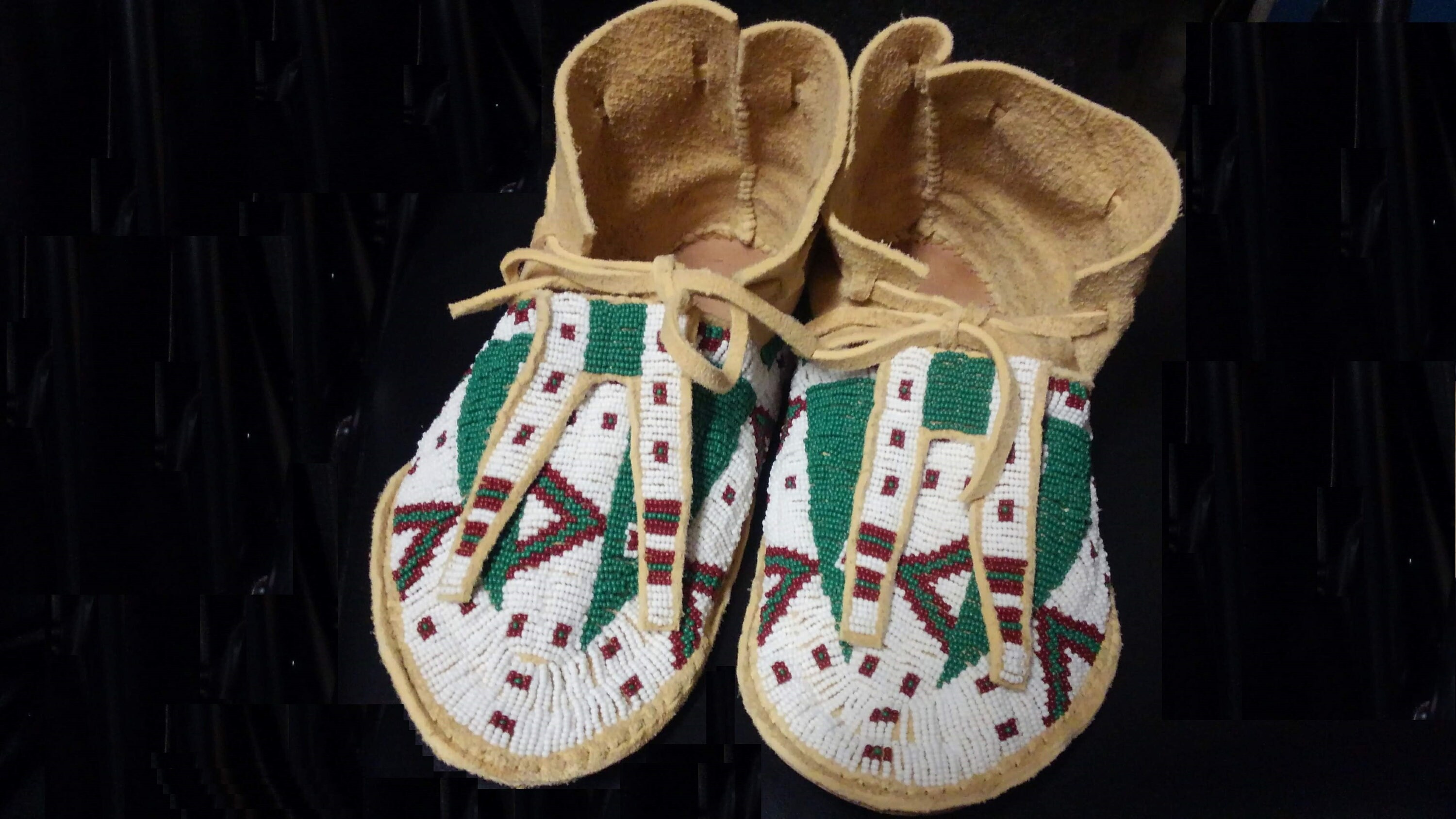 lakota beaded moccasins