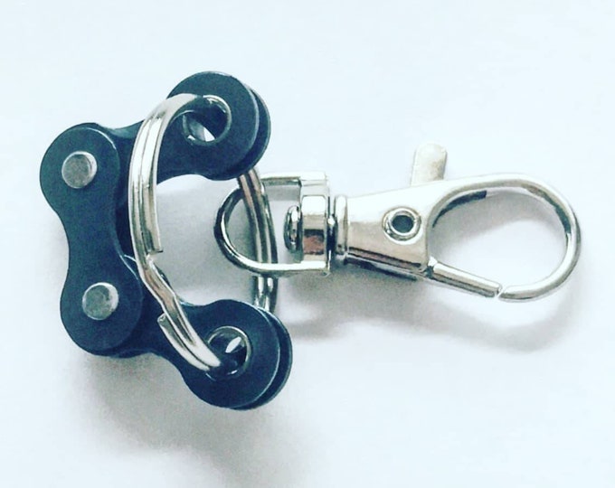 Fidget Keyring Bicycle Chain keychains make a great gift Will be loved by any Cyclist Bike Rider Punk Industrial