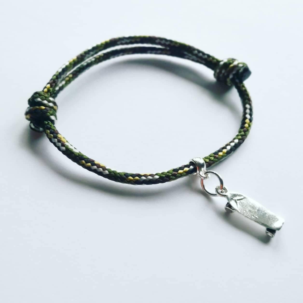 Skateboard Bracelet for Skater Great Gift small Design Charm on Paracord simple jewellery Repurposed Accessory #7 Skateboard Bracelet for Skater Great Gift small Design Charm on Paracord simple jewellery Repurposed Accessory