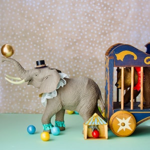 Circus Birthday Decor /  Under the Big Top / Elephant Birthday Decor / Carnival Centerpieces