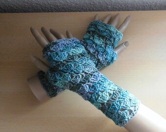 fingerless gloves - turquoise