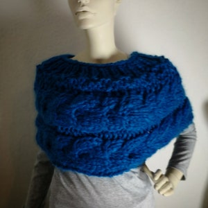 Poncho mit Zopf used Look Bild 1