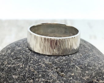 Medium wide silver ring band, men’s ring, unisex textured wide ring. Bark texture silver ring band. Minimalist simple jewellery.