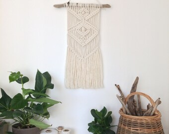Macrame wall hanging, macrame, nursery, wedding, wall hanging, wall decor, wall art, rope hanging, bohemian, boho, wall mural, knot, UK, Hop