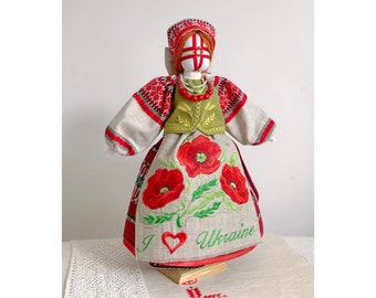 Motanka doll Ukraine gift, Ukrainian doll Motanka Ukrainian folk art, Gift for parents Homedecor Amulet for woman Magical gift for mother