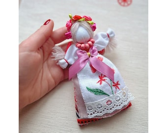 Ukraine Motanka doll, small Gift from Ukraine souvenir doll Motanka Ukraine Fridge magnet Ukraine, Home talisman protection amulet doll