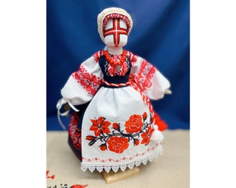 Ukraine Motanka Doll Handmade Valentine Gift from Ukraine art Valentine gift doll amulet OOAK doll Motanka doll Ukrainian ornament Folk gift