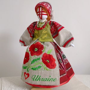 Motanka doll Ukraine gift, Ukrainian doll Motanka Ukrainian folk art, Gift for parents Homedecor Amulet for woman Magical gift for mother image 3