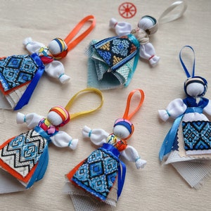 Easter decor Ukraine, Small Motanka doll, Ukrainian doll Motanka Ukraine Easter gift small Made in Ukraine doll amulet magical Ethnic decor Blue