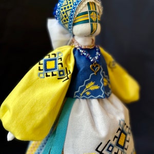 Motanka doll Ukraine Ukrainian gift Handmade Ukrainian Motanka Amulet female Slavic amulet Prosperity gift Ukraine Bride talisman Family image 4