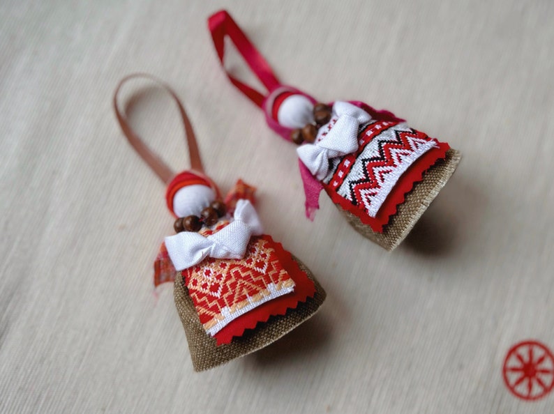 Motanka Handmade Ukrainian doll Motanka Ukrainian folk art, small Gift for Luck, OOAK, Ukraine gift, Homedecor Amulet Lucky charm hanging Red